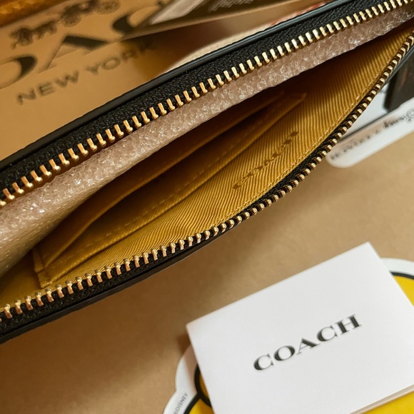 NWT Coach Mickey Mouse x Keith Haring Small Wristlet - Picture 4 of 8